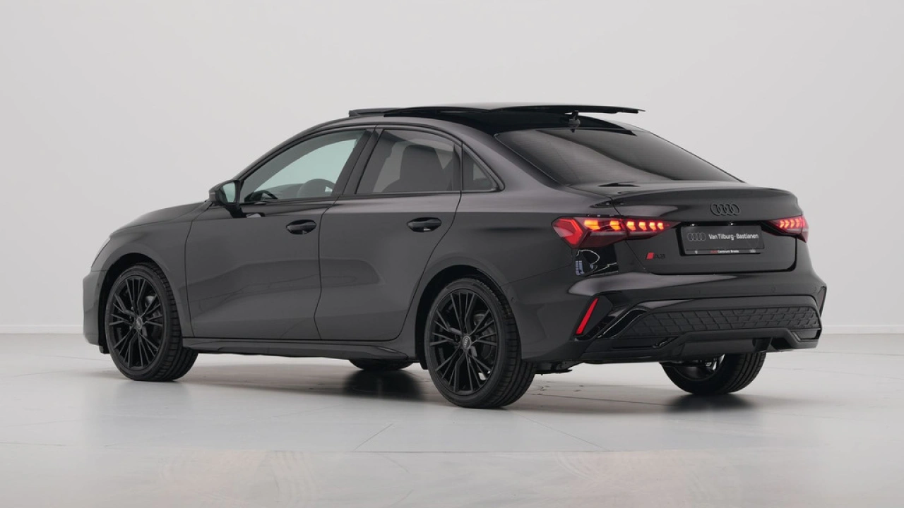 Audi A3 Limousine 35 TFSI S edition