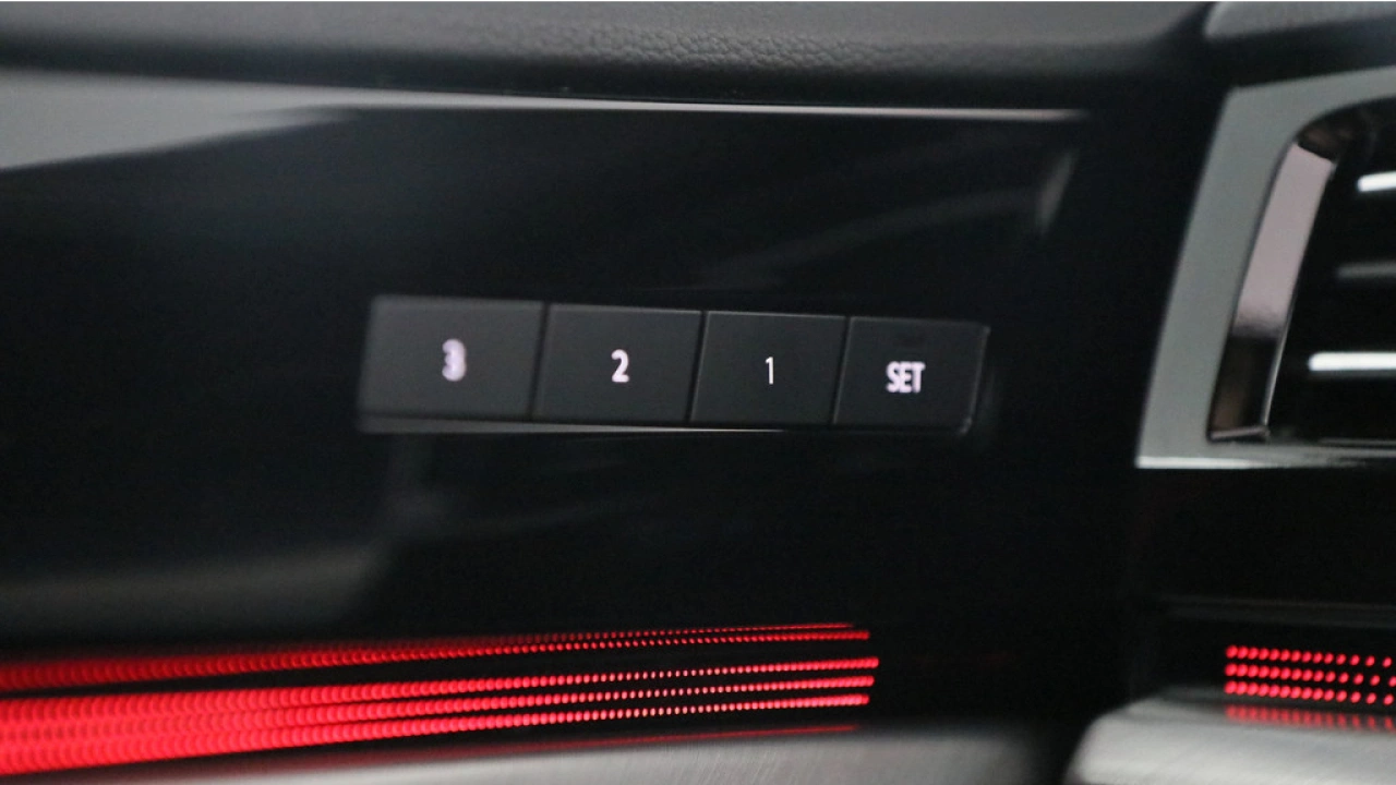Volkswagen Touareg 3.0 TSI eHybrid 381pk PHEV 4MOTION Elegance