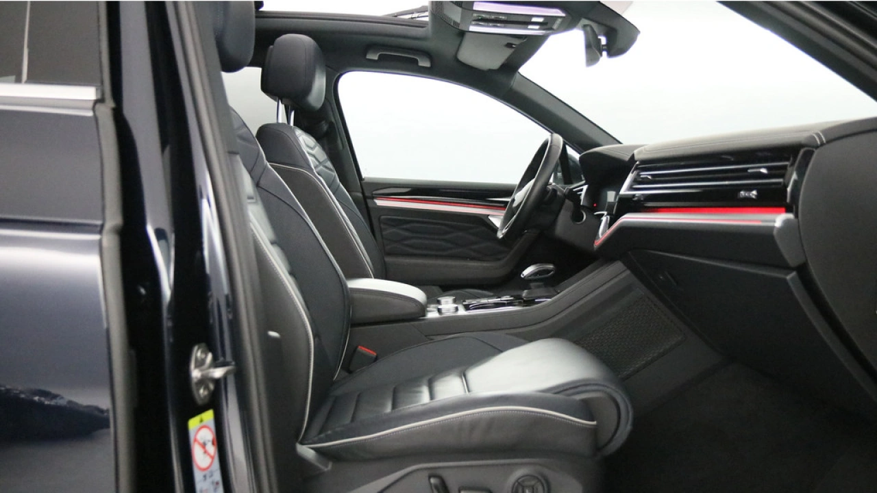 Volkswagen Touareg 3.0 TSI eHybrid 381pk PHEV 4MOTION Elegance