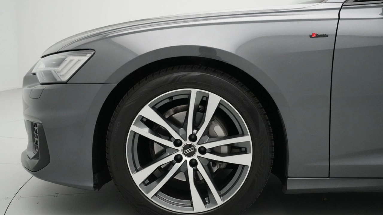 Audi A6 Avant 40 TFSI 204 pk S line edition Competition