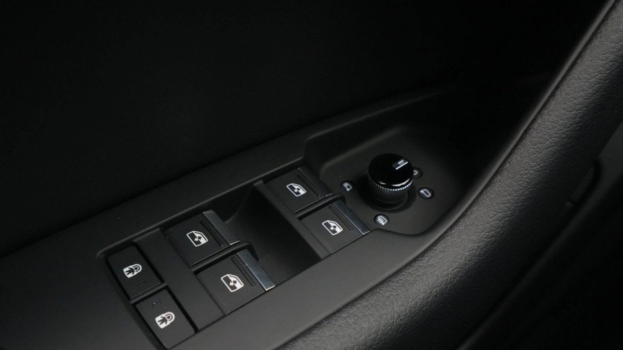 Audi A6 Avant 40 TFSI 204 pk S line edition Competition