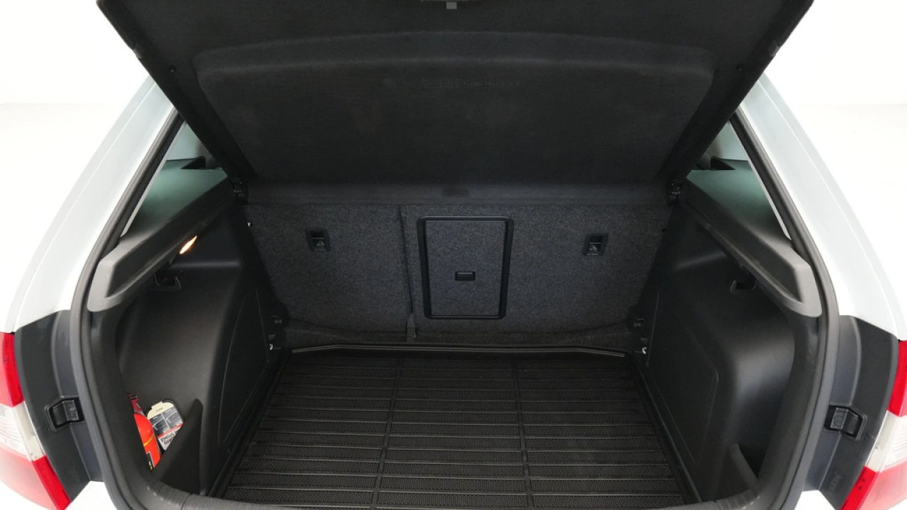 Škoda Rapid Spaceback 1.2 TSI 90pk Greentech JOY