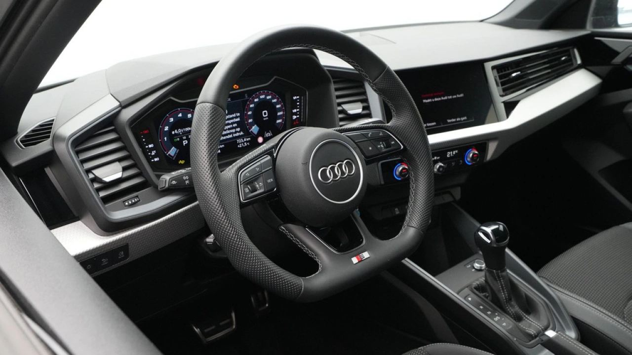 Audi A1 Sportback 25 TFSI 95pk S Line edition