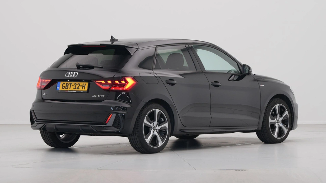 Audi A1 Sportback 25 TFSI 95pk S Line edition