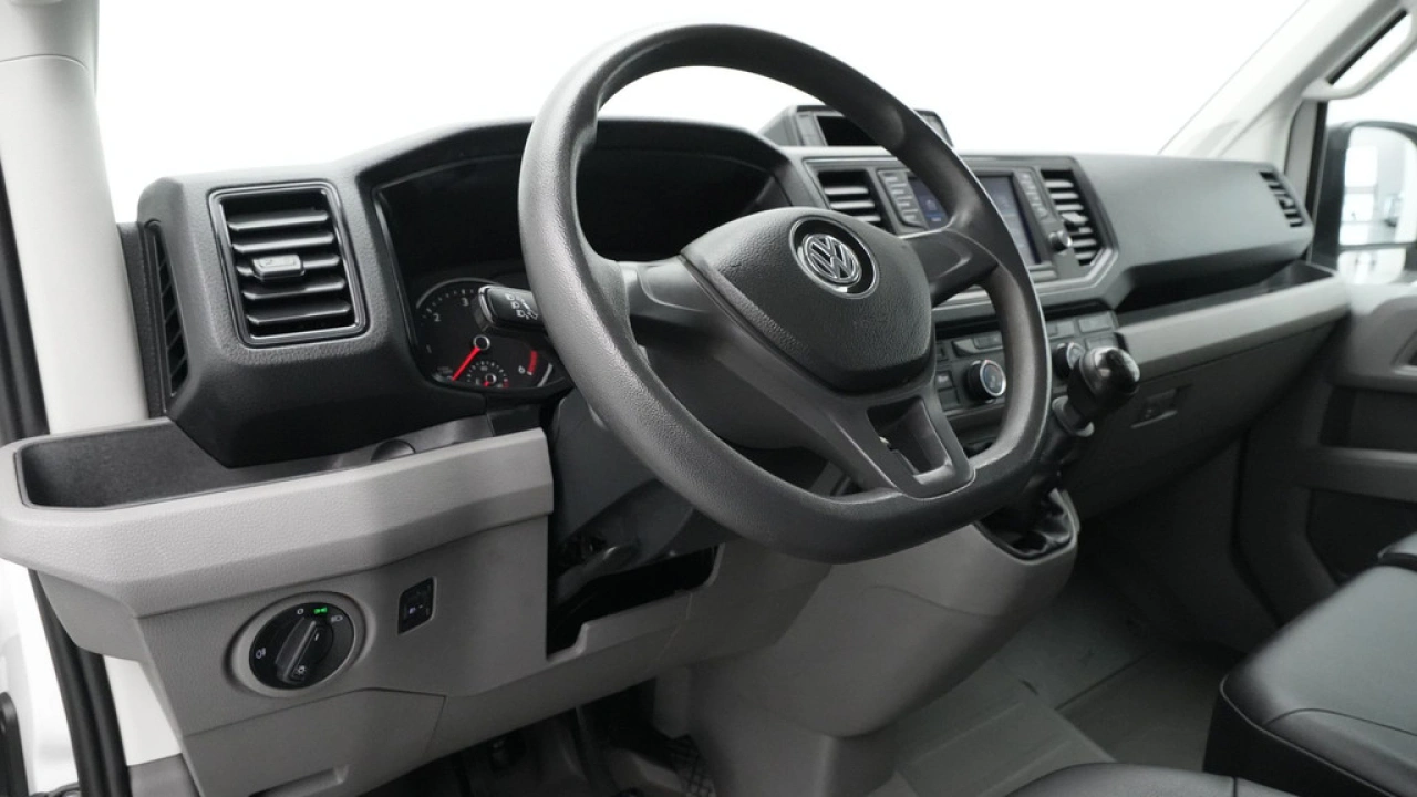 VW Bedrijfswagens Crafter 35 2.0 TDI 122pk L4 Bakwagen