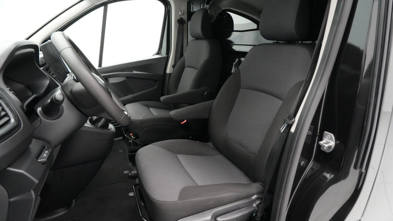 Renault Trafic 2.0 dCi 130 T30 L2H1 Comfort