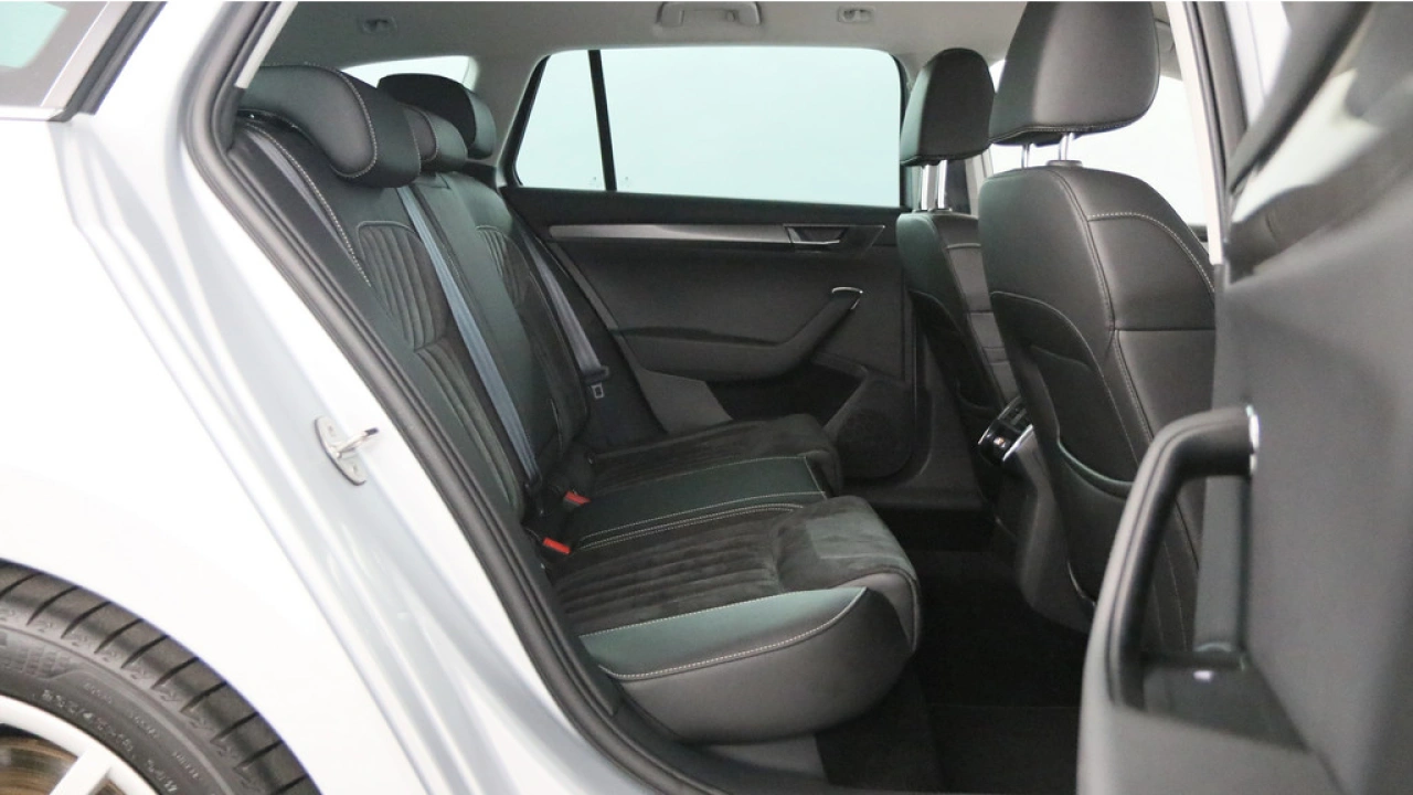 Škoda Superb Combi 1.4 TSI iV 218pk PHEV Business Edition