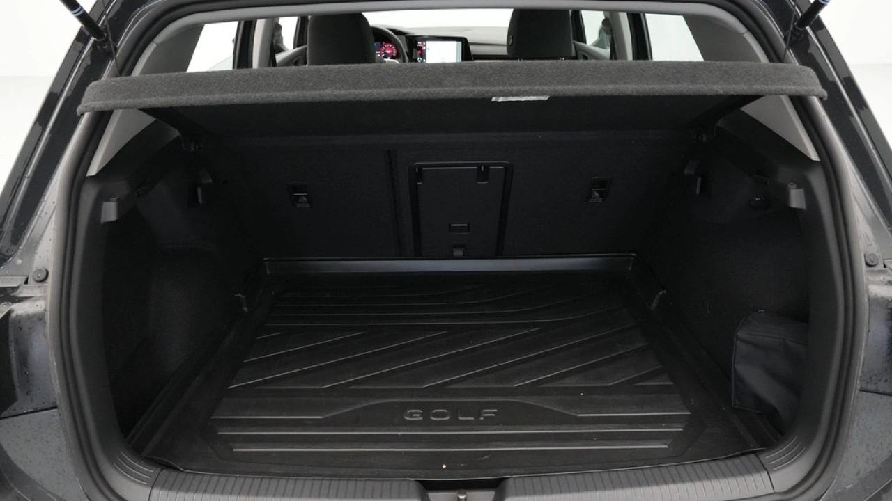 Volkswagen Golf 1.0 eTSI 110pk DSG Life Business