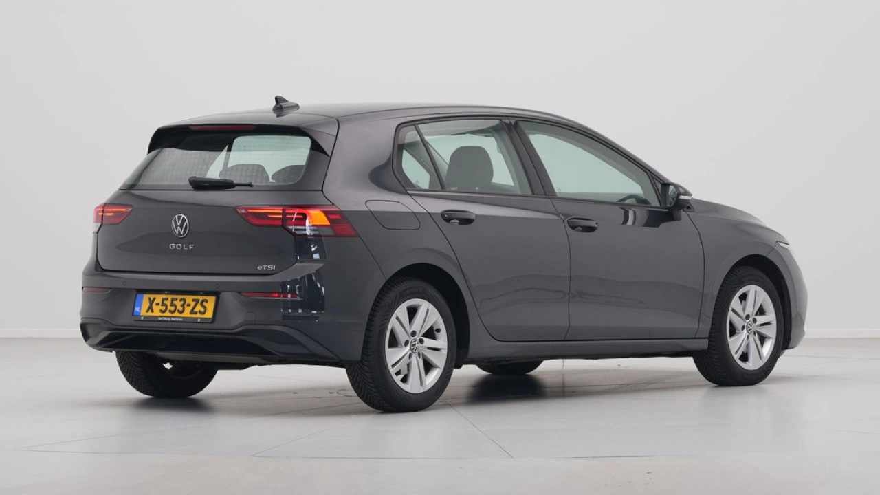 Volkswagen Golf 1.0 eTSI 110pk DSG Life Business