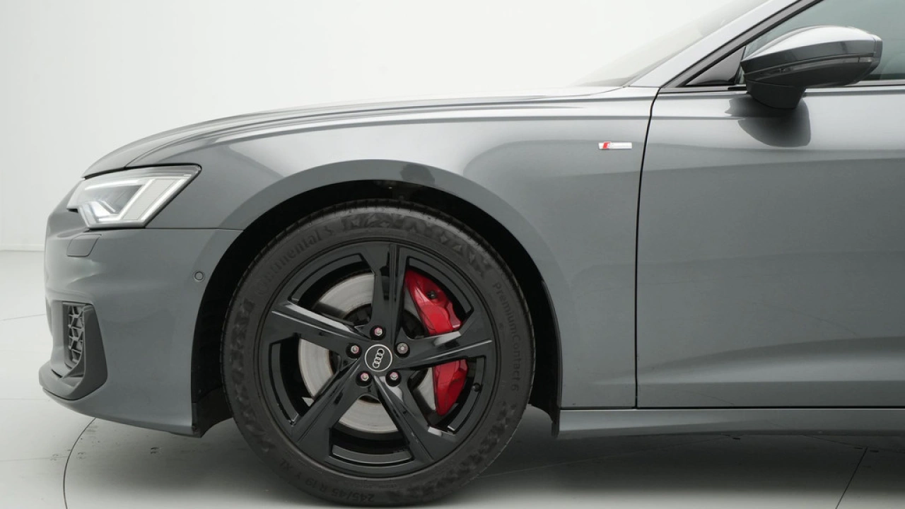 Audi A6 Avant 55 TFSI e quattro S edition Competition