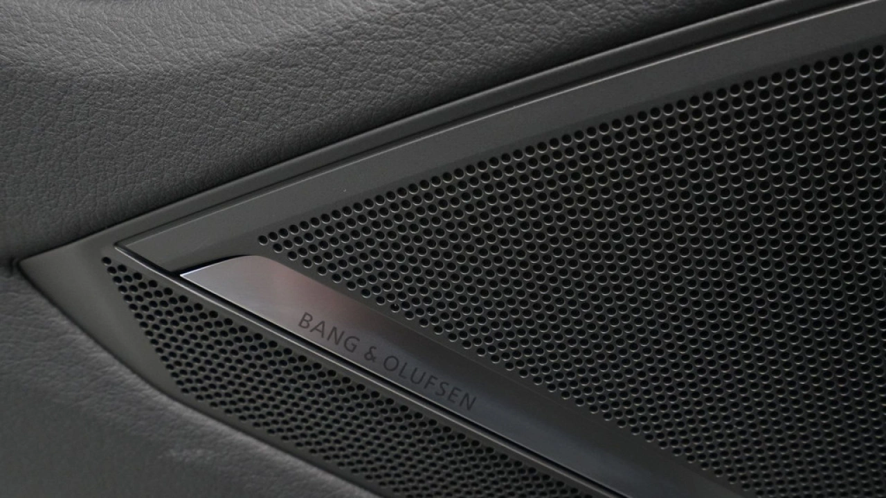 Audi A6 Avant 55 TFSI e quattro S edition Competition