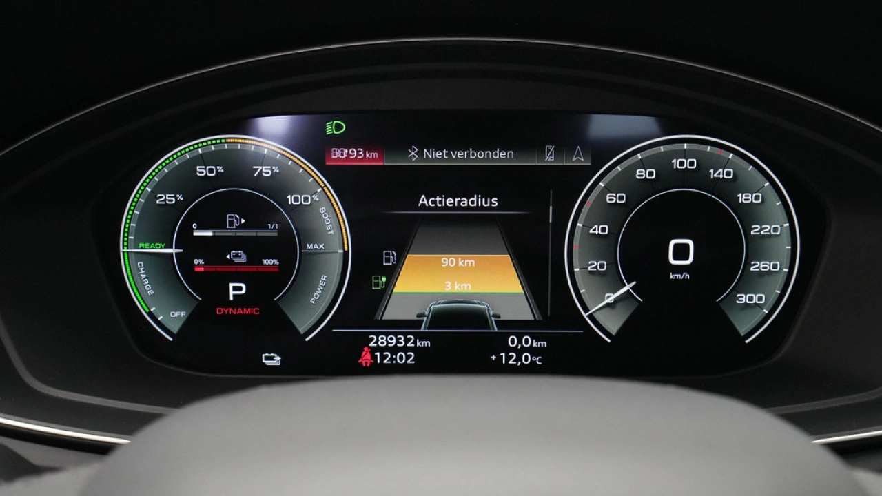 Audi Q5 50 TFSI e 299 pk S-Tronic S line edition Competition