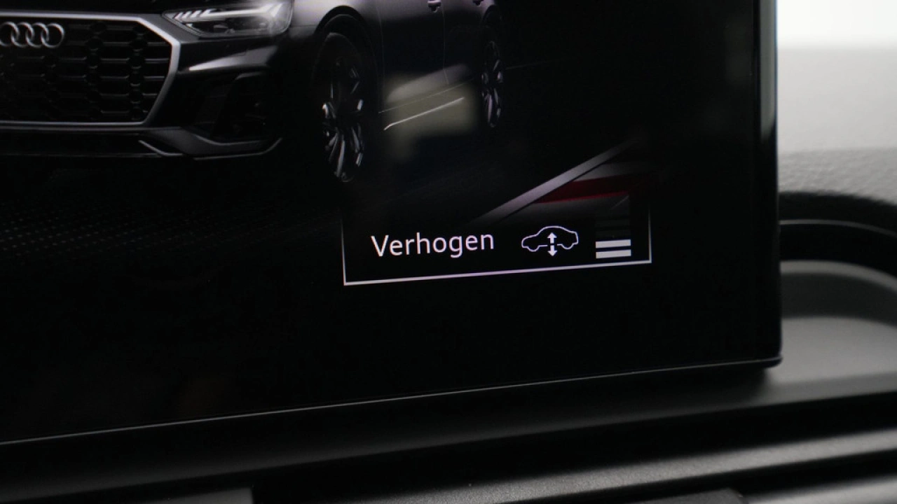 Audi Q5 50 TFSI e 299 pk S-Tronic S line edition Competition
