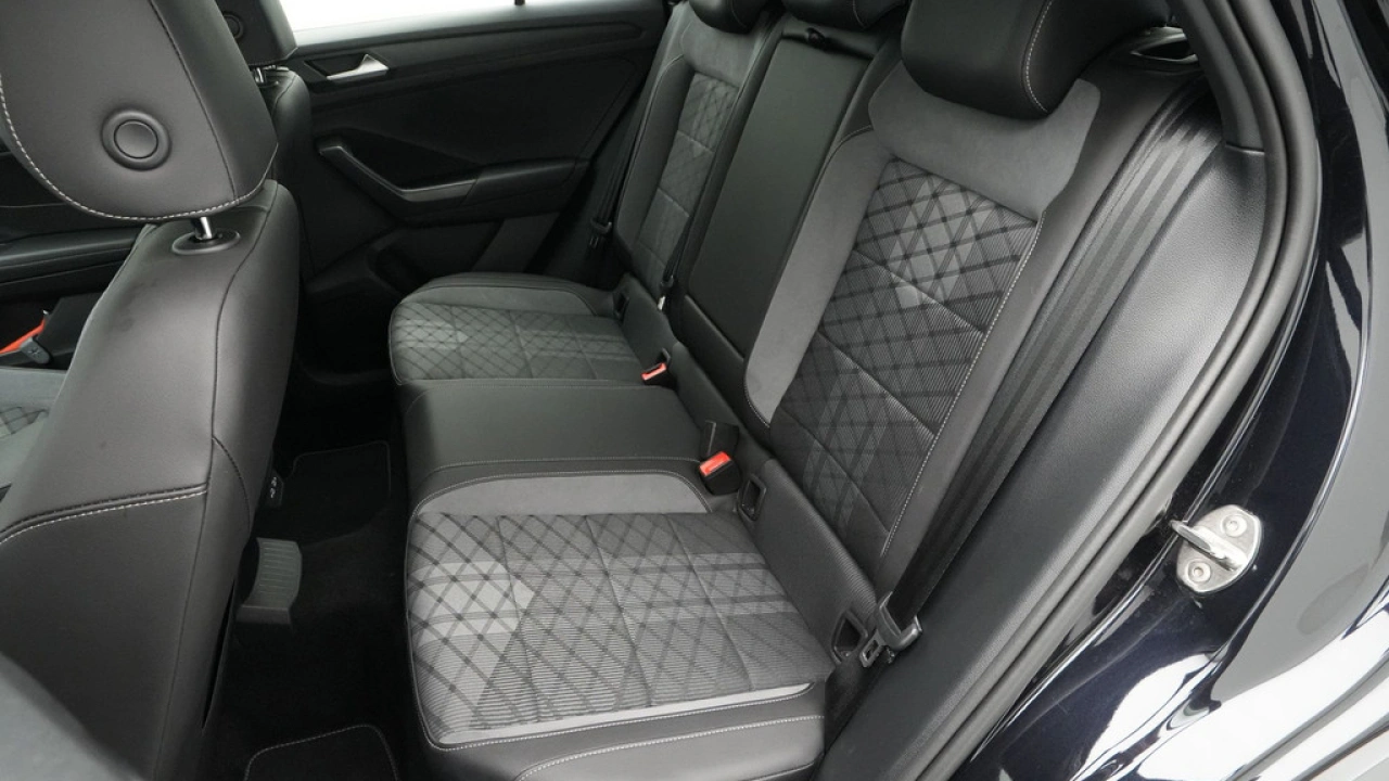 Volkswagen T-Roc 1.5 TSI 150pk DSG R-Line