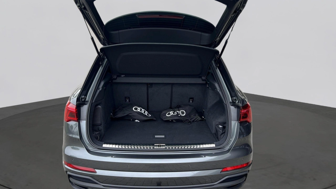 Audi Q3 45 TFSI e 245pk PHEV S edition