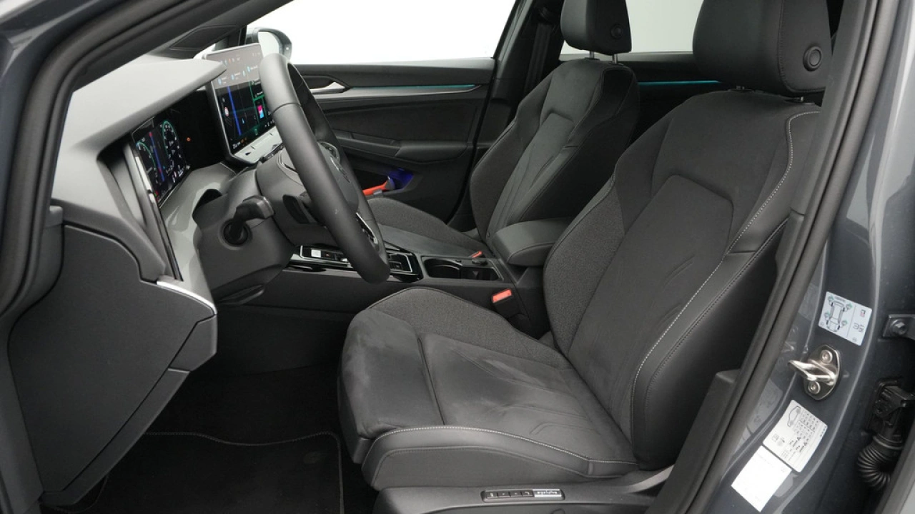 Volkswagen Golf 1.5 eHybrid 50 Edition