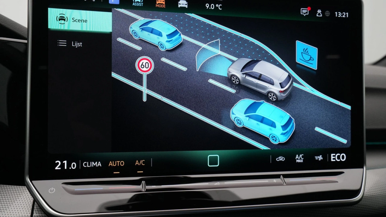 Volkswagen Golf 1.5 eHybrid 50 Edition