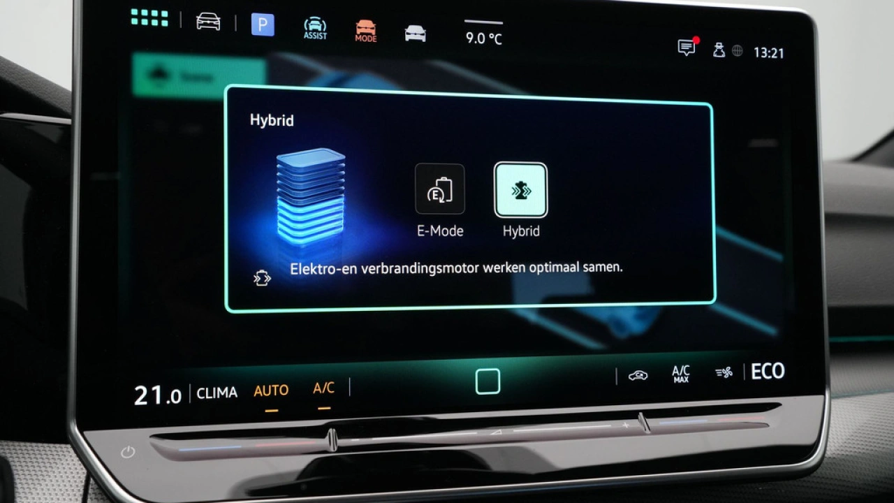 Volkswagen Golf 1.5 eHybrid 50 Edition