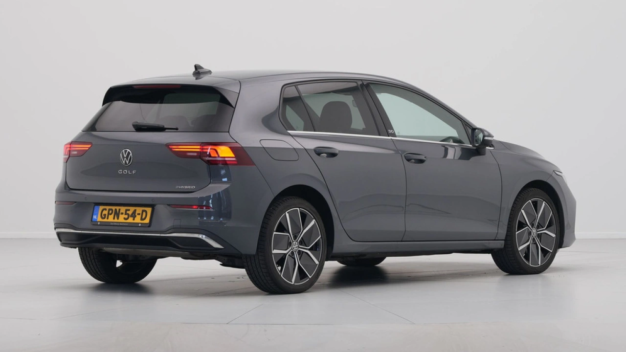 Volkswagen Golf 1.5 eHybrid 50 Edition