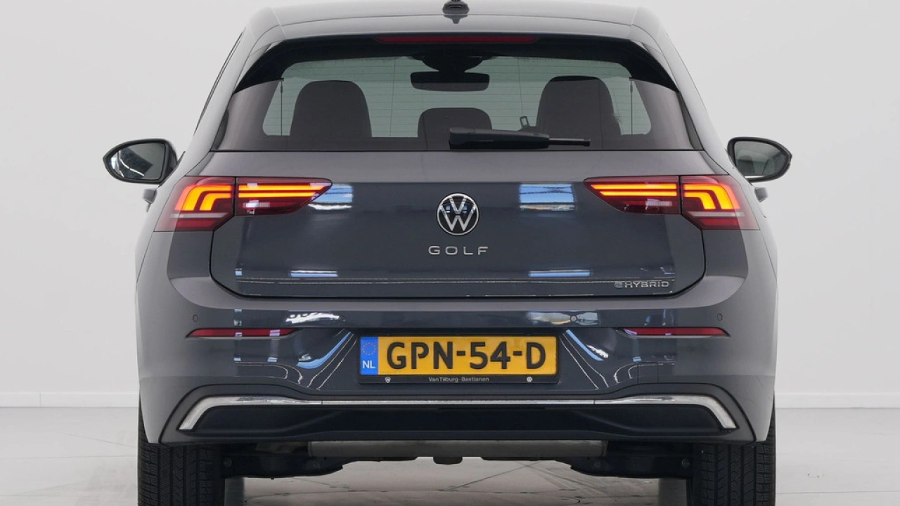 Volkswagen Golf 1.5 eHybrid 50 Edition