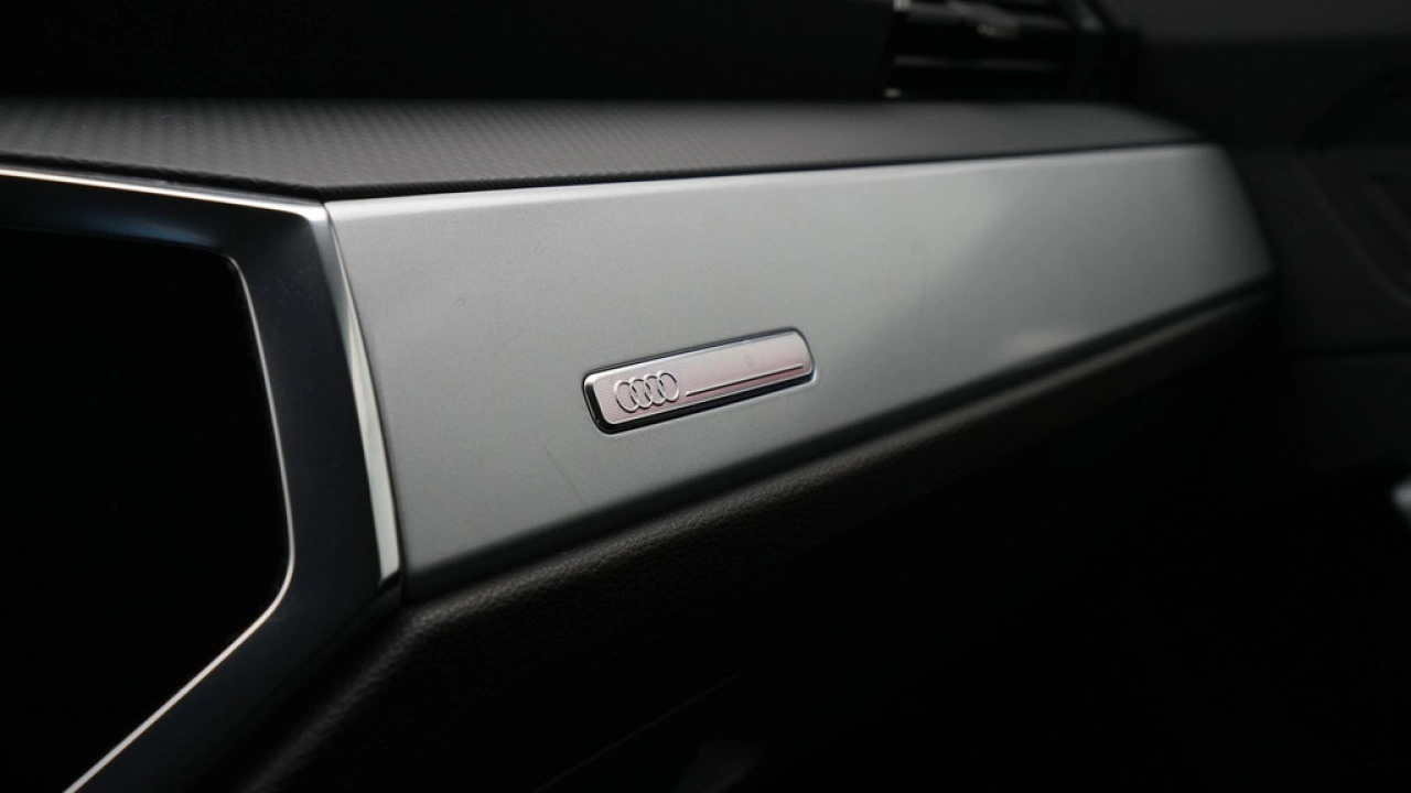 Audi Q3 Sportback 45 TFSI e 245 pk S-Tronic S Line Edition