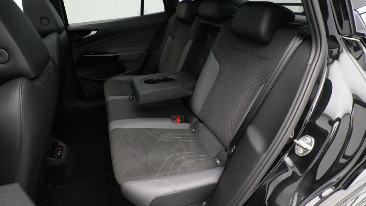 Volkswagen ID.5 Pro 77 kWh Black Edition