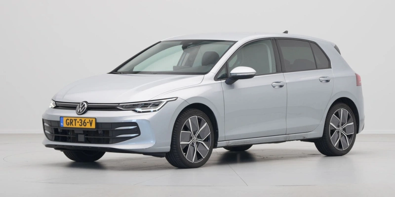 Volkswagen Golf 1.5 eTSI 150pk DSG Oranje Edition
