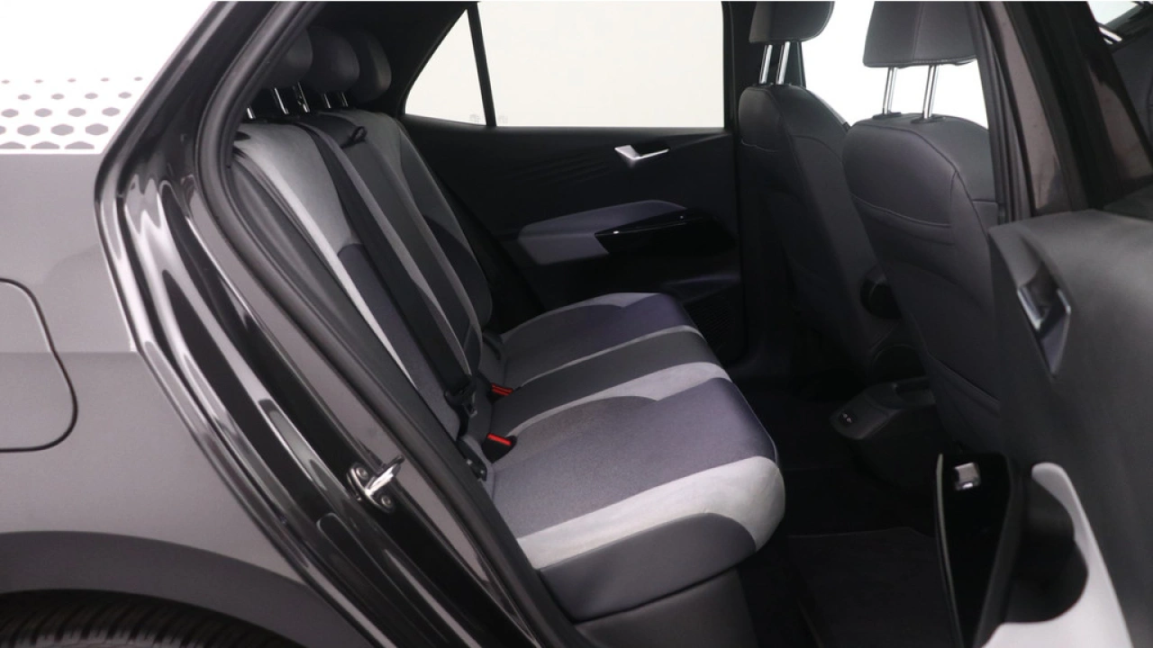 Volkswagen ID.3 First Plus 58 kWh 204pk Navigatie Camera