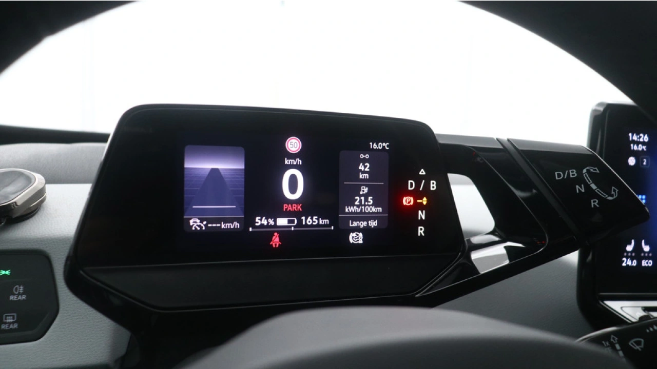 Volkswagen ID.3 First Plus 58 kWh 204pk Navigatie Camera
