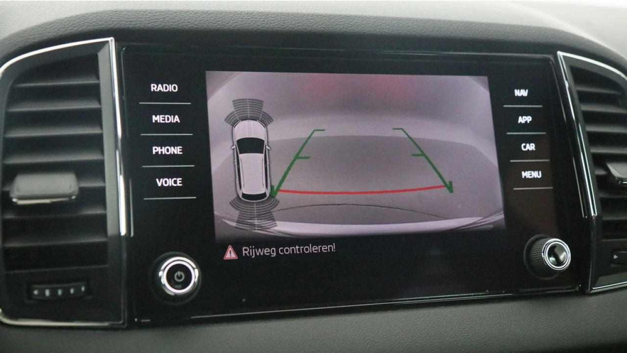Škoda Karoq 1.5 TSI 150pk ACT Sportline Business DSG