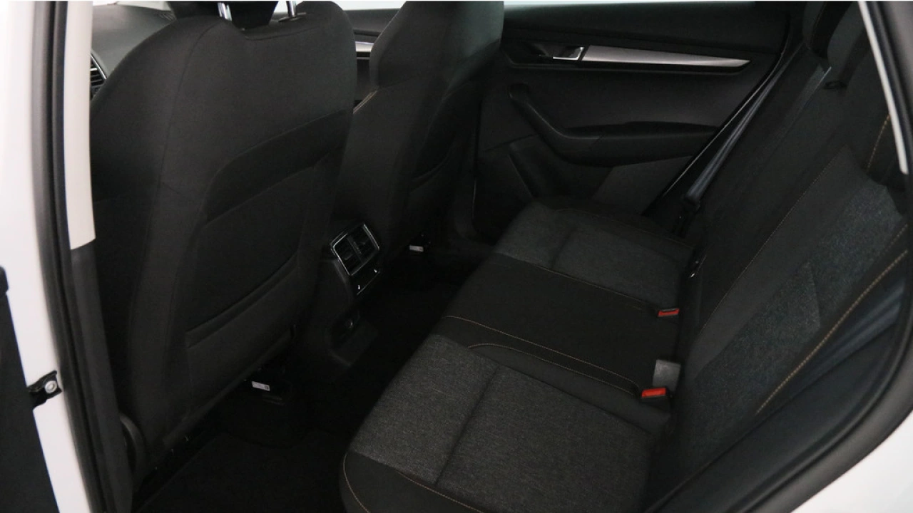 Škoda Karoq 1.5 TSI 150pk Automaat Business Edition