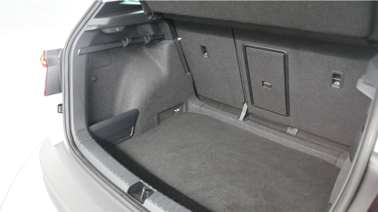 Škoda Karoq 1.5 TSI 150pk Automaat Business Edition