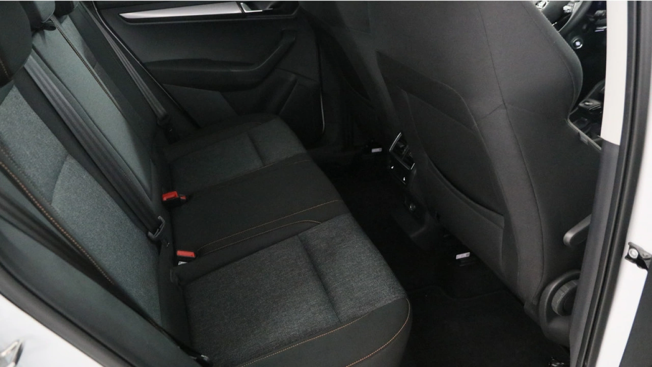 Škoda Karoq 1.5 TSI 150pk Automaat Business Edition