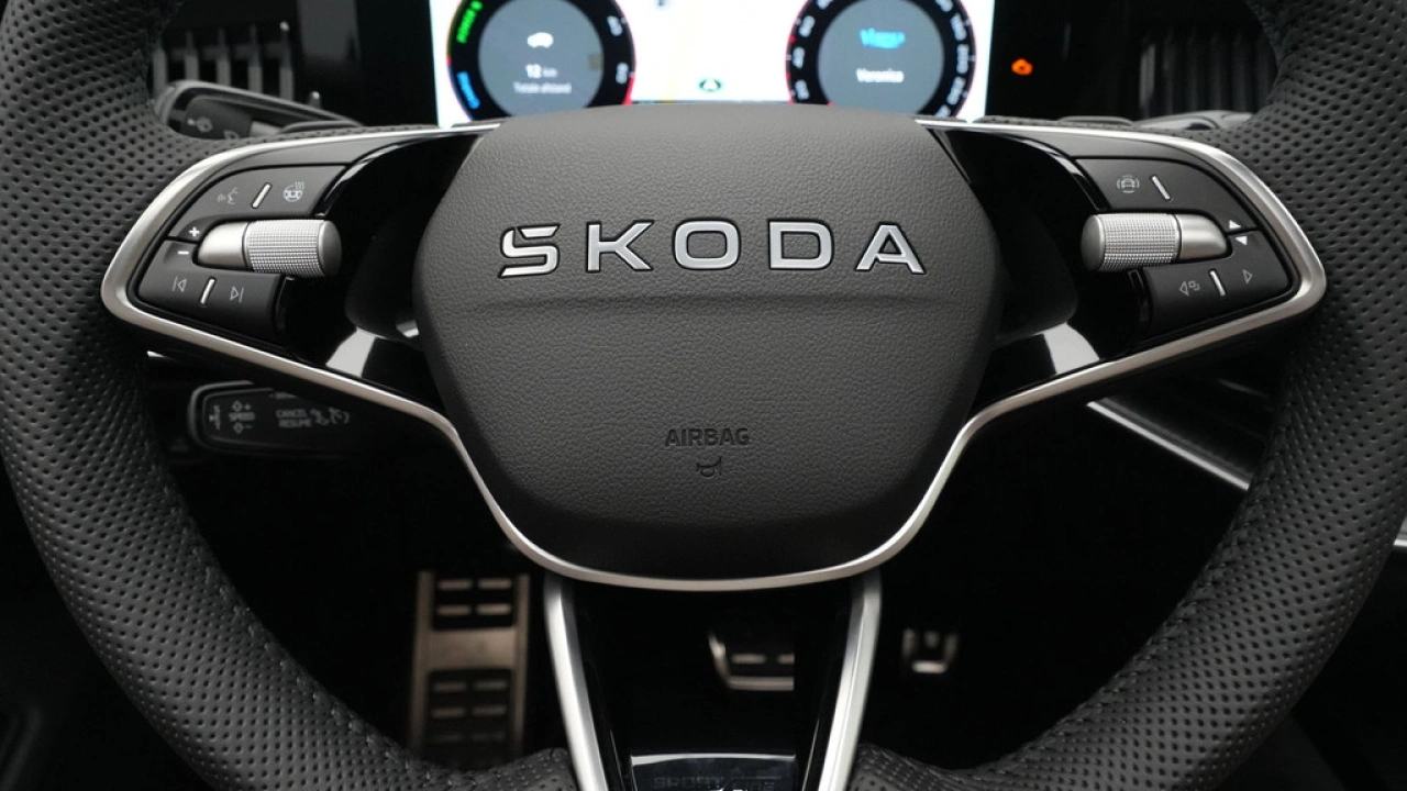 Škoda Superb Combi 1.5 TSI PHEV Sportline Business