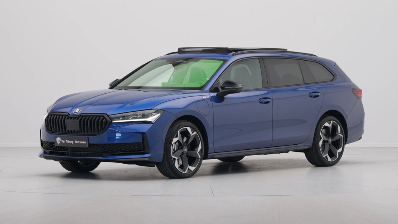 Škoda Superb Combi 1.5 TSI PHEV Sportline Business