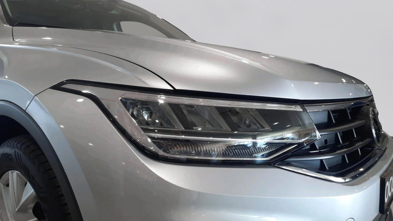 Volkswagen Tiguan 1.5 TSI 150pk Life Business DSG | Trekhaak | Camera