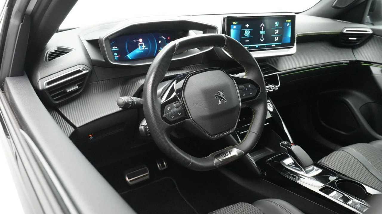 Peugeot e-2008 EV GT 50 kWh 136pk