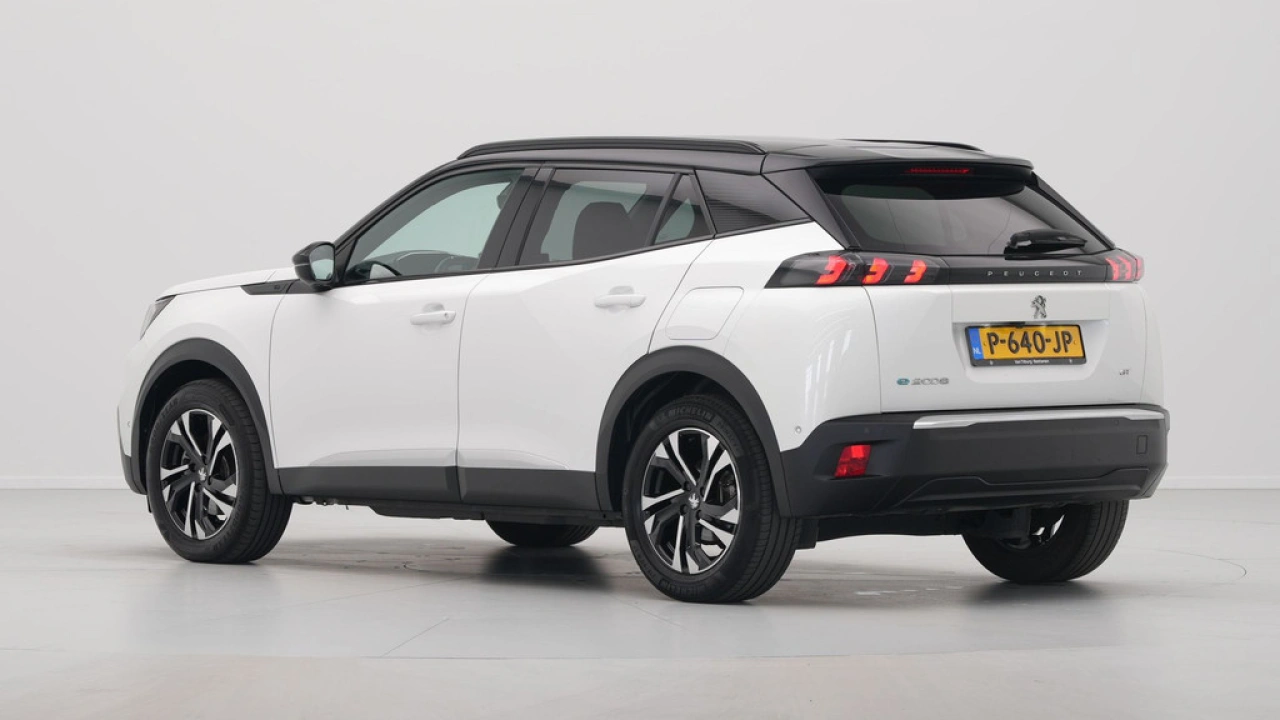 Peugeot e-2008 EV GT 50 kWh 136pk