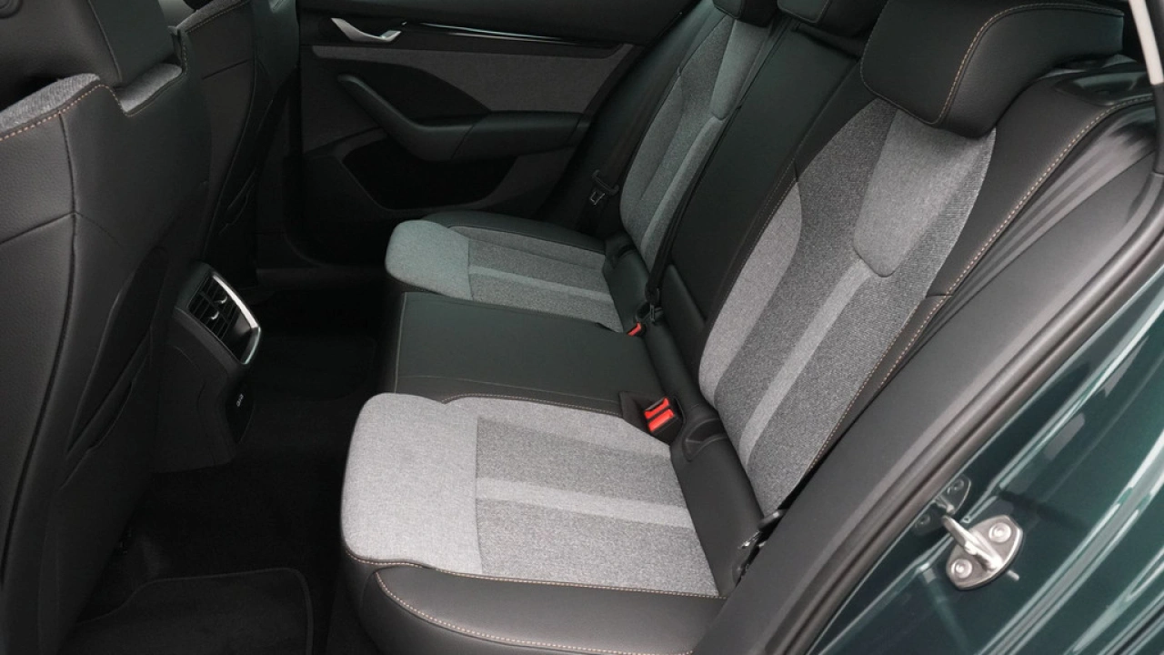 Škoda Octavia Combi 1.5 TSI MHEV Business Edition Plus
