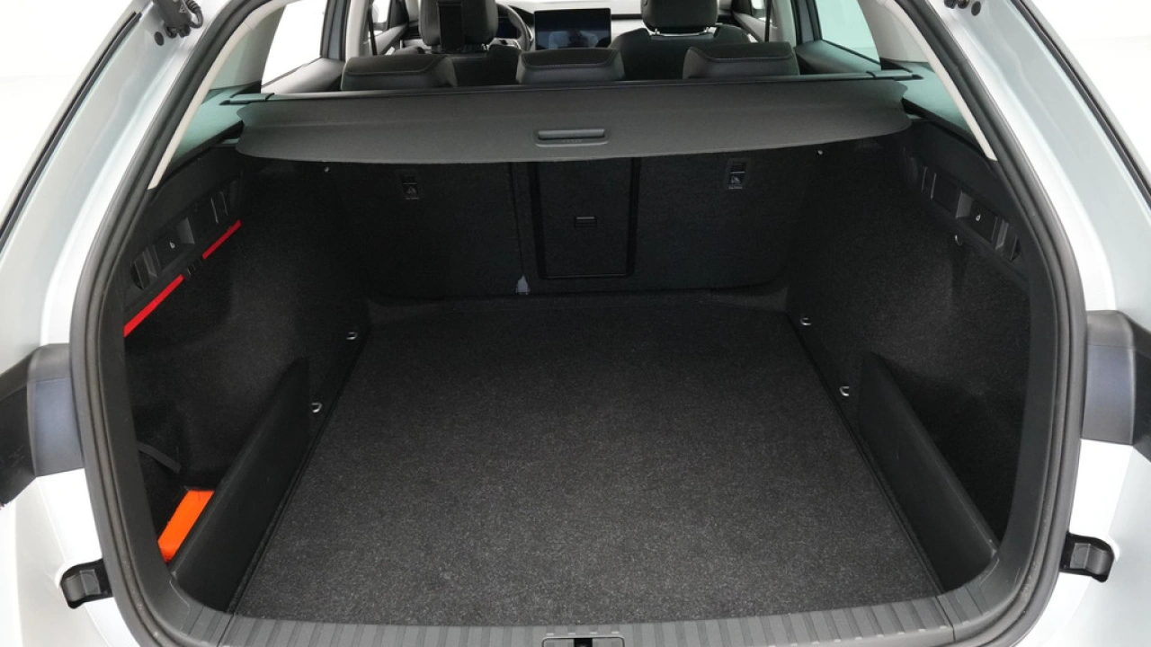 Škoda Octavia Combi 1.5 TSI MHEV Business Edition