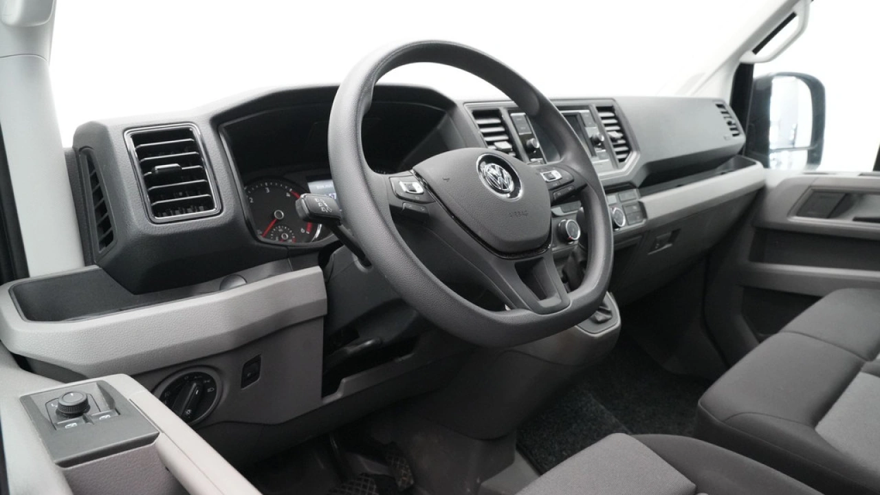 VW Bedrijfswagens Crafter 30 2.0 TDI 140pk DSG L3H3 Highline