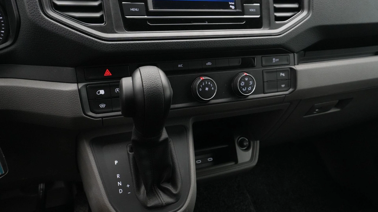 VW Bedrijfswagens Crafter 30 2.0 TDI 140pk DSG L3H3 Highline