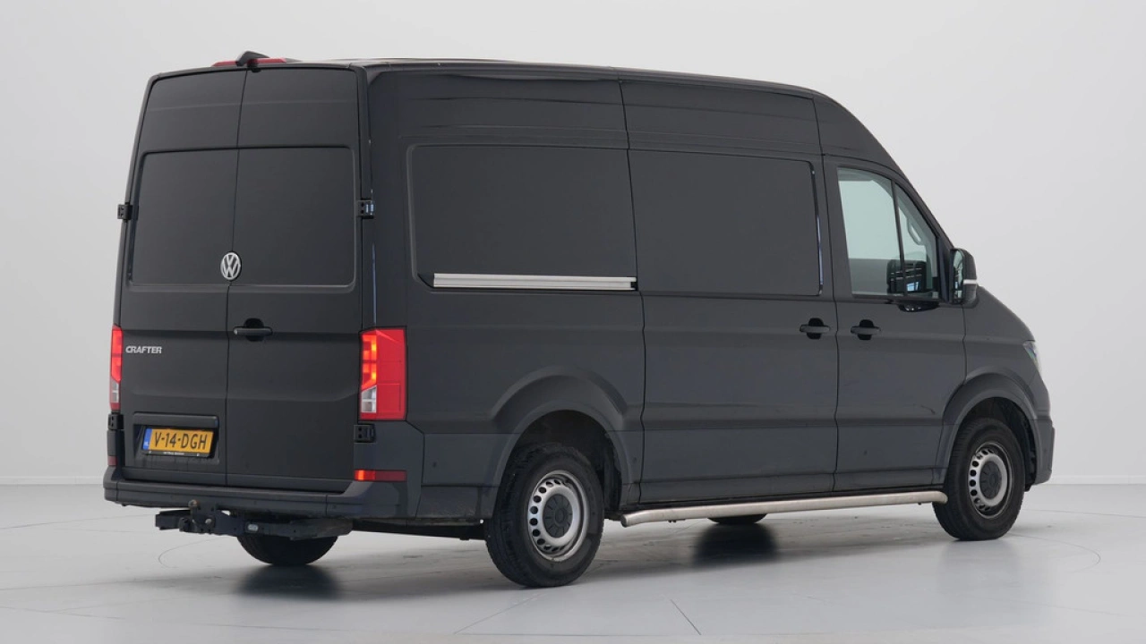 VW Bedrijfswagens Crafter 30 2.0 TDI 140pk DSG L3H3 Highline