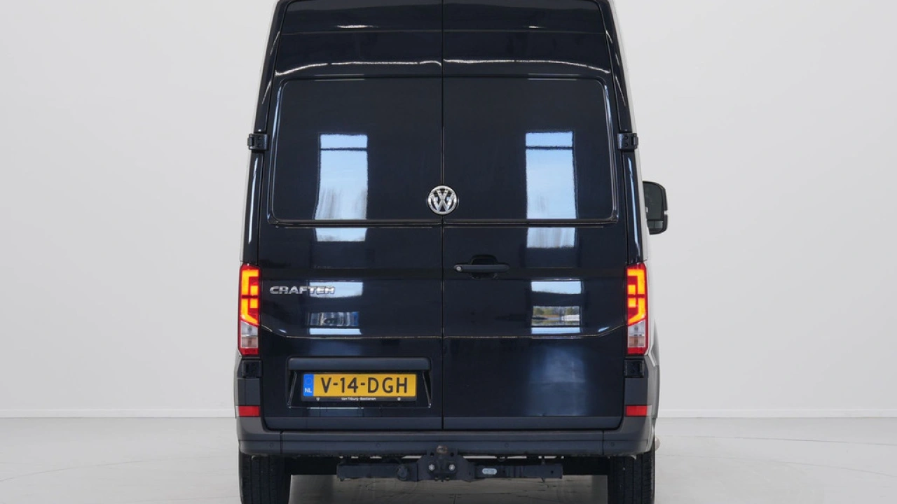 VW Bedrijfswagens Crafter 30 2.0 TDI 140pk DSG L3H3 Highline