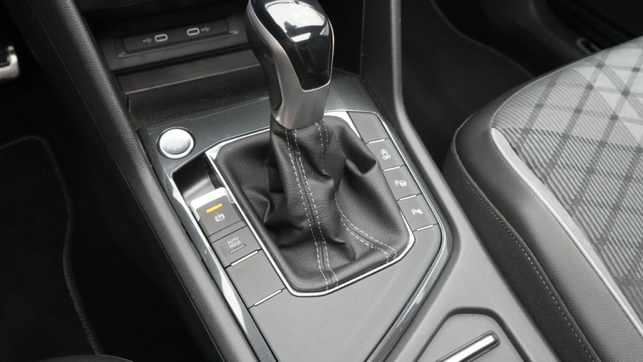 Volkswagen Tiguan 1.5 TSI 150pk DSG R-Line Business