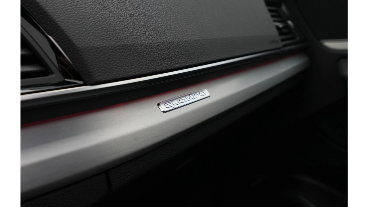 Audi Q5 S edition competition