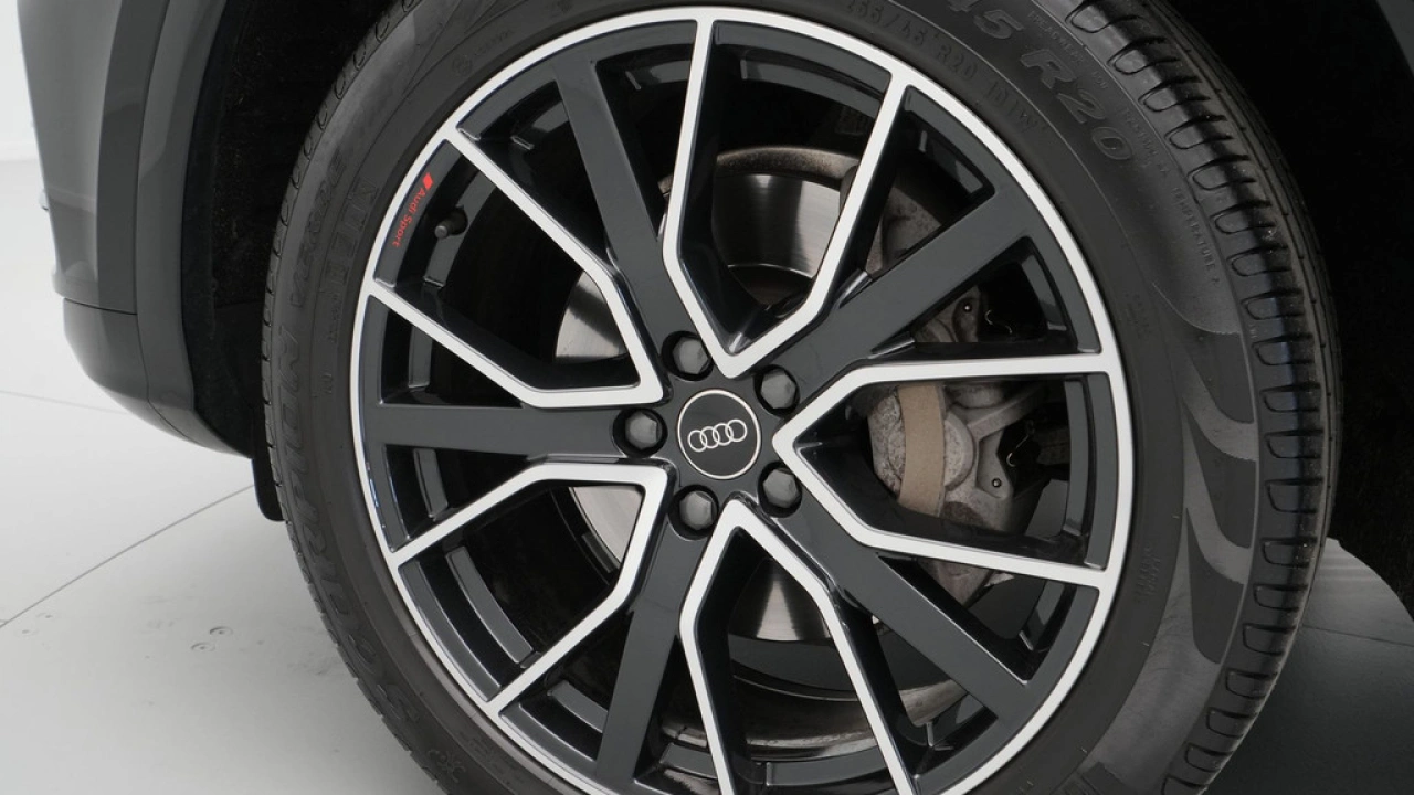 Audi Q5 2.0 TFSI quattro Sport S Line Edition