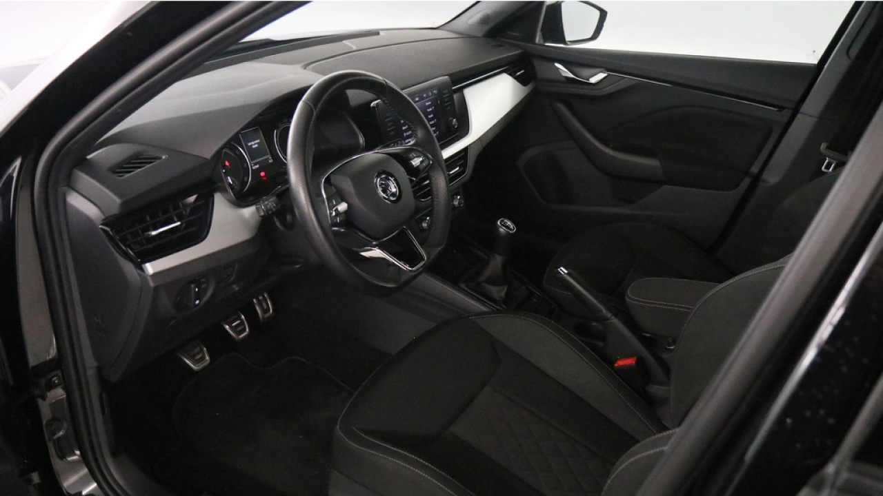 Škoda Kamiq 1.0 TSI 110pk Sport Business