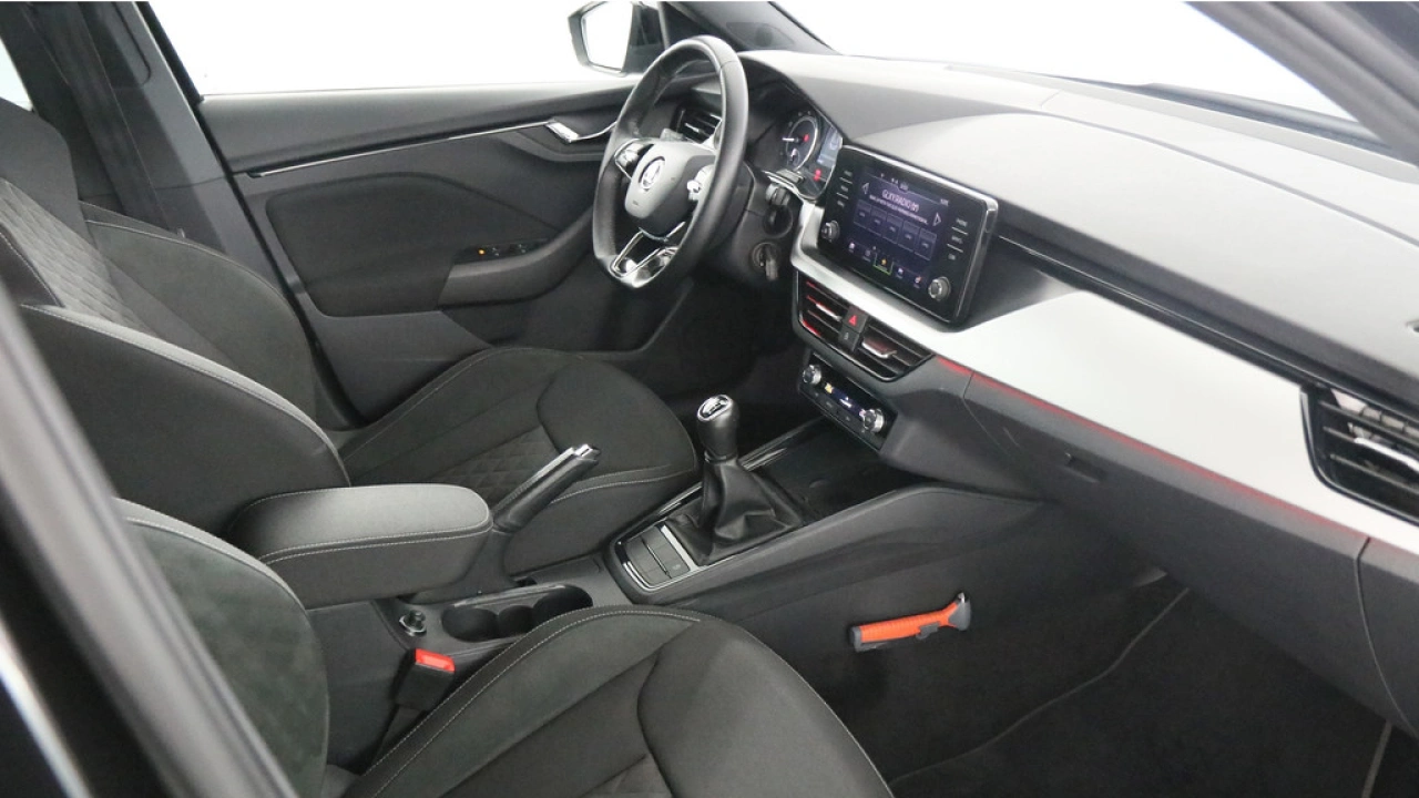 Škoda Kamiq 1.0 TSI 110pk Sport Business