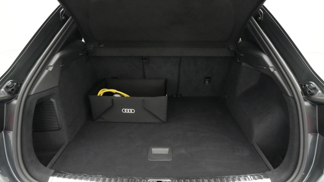 Audi Q3 45 TFSI e S edition